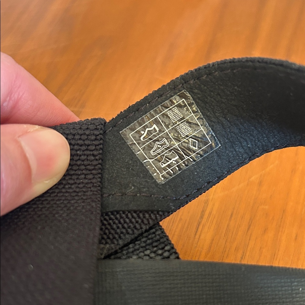 Keen Elle Backstrap Sandals - Picture 2 of 8